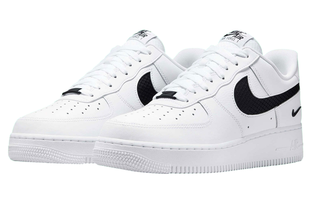 Air Force 1 Low White / Black Nylon Swoosh
